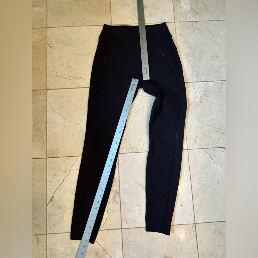 Athleta Headlands Hybrid Tight Black Hike Casual Travel Trek Tech Adventure Sz 2 - Picture 10 of 10